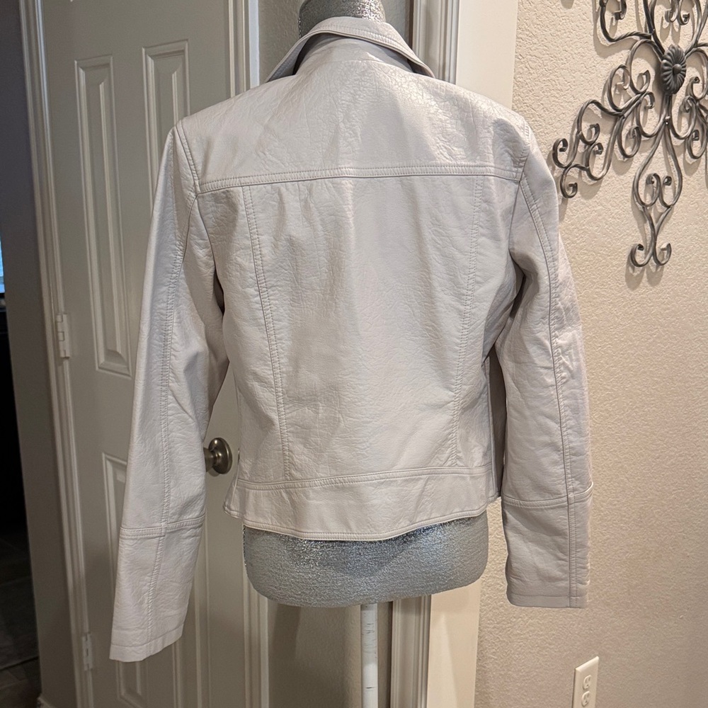 BB Dakota White/Cream Faux Leather Jacket - Picture 4 of 6